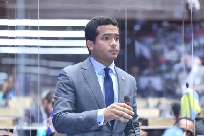 Omar-fernandez-MV