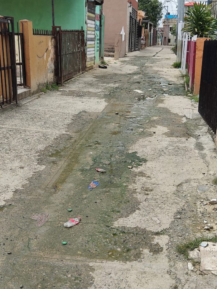 Peatón D3, ubicado en el sector Lotes y Servicio, Sabana Perdida