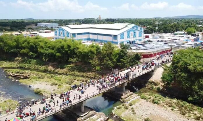 Prohibicion-a-mercancias-internacionales-con-destino-hacia-Haiti-por-la-frontera-no-afecta-mercados-fronterizos-768x459